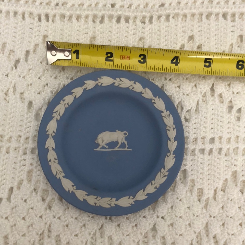 Wedge wood fine china plate